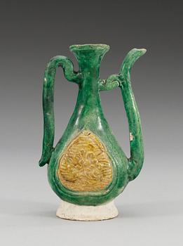 A green and yellow glazed ewer, Ming dynasty (1368-1644).