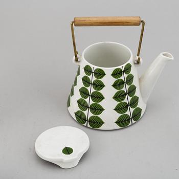 STIG LINDBERG, a 15 piece part service, 'Berså', Gustavsberg.