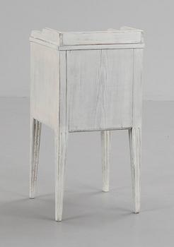 POTTSKÅP, gustaviansk stil, 1800-tal.