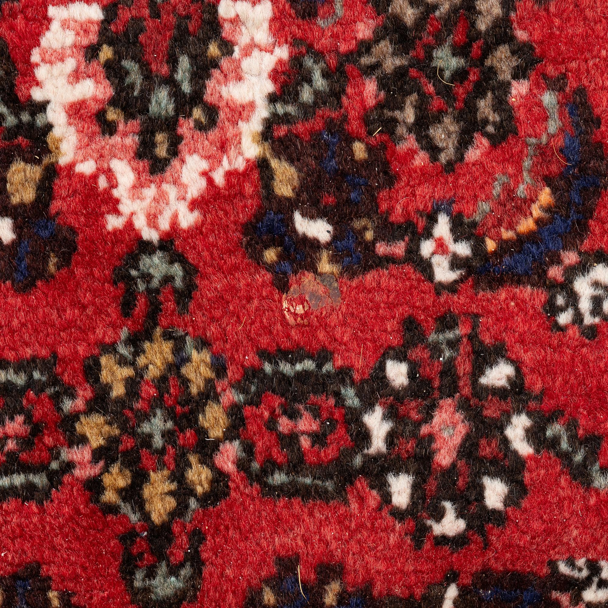 Matta, Hamadan ca 297 x 217 cm.