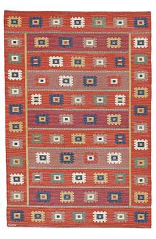 209. Märta Måås-Fjetterström, A CARPET, "Röd grön äng", flat weave, ca 301 x 202,5 cm, signed AB MMF.
