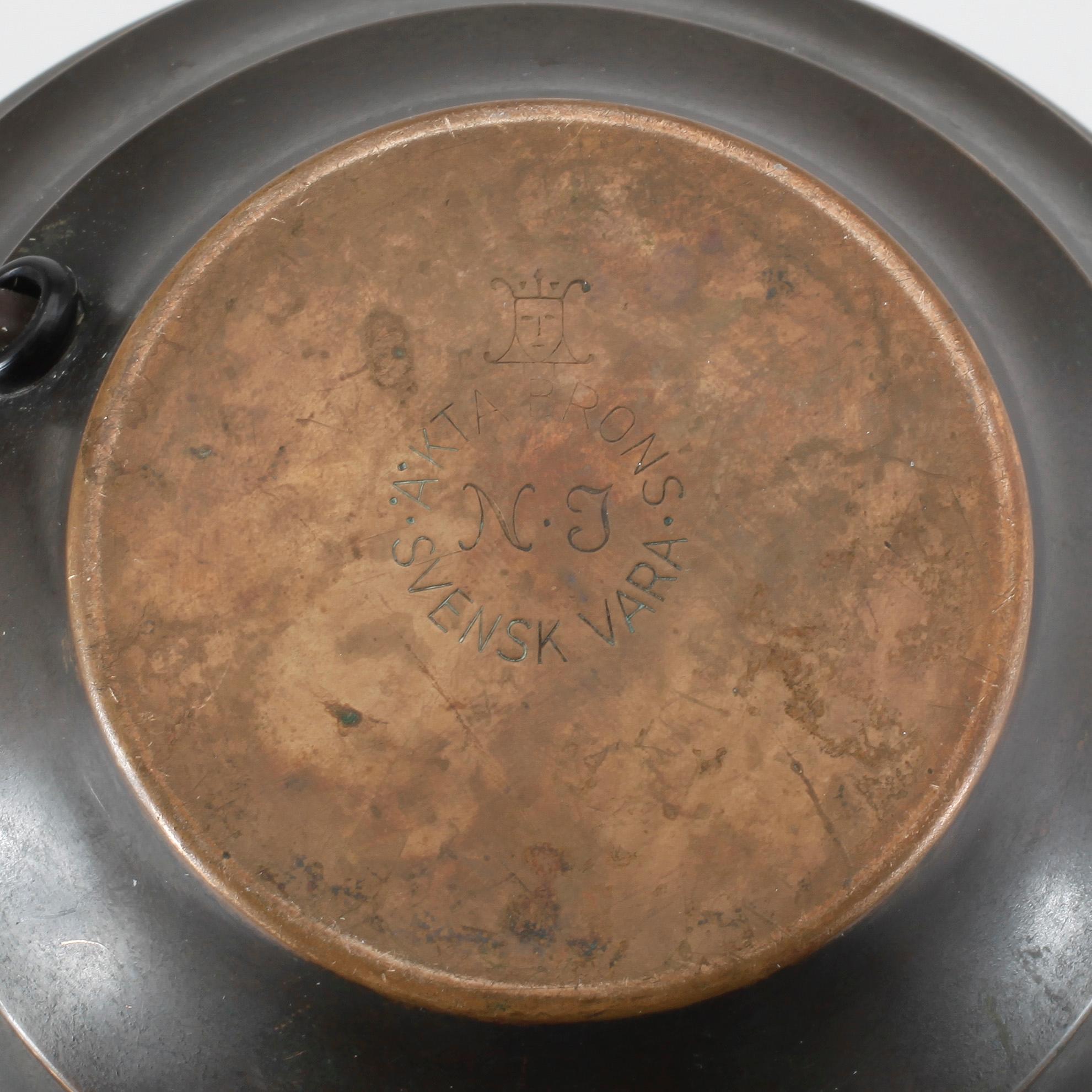 BORDSLAMPA, brons, signerad NJ, Svensk vara, 1930-tal.