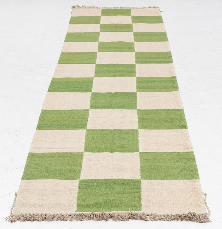 Gallerimatta, Kelim, c. 390 x 90 cm.