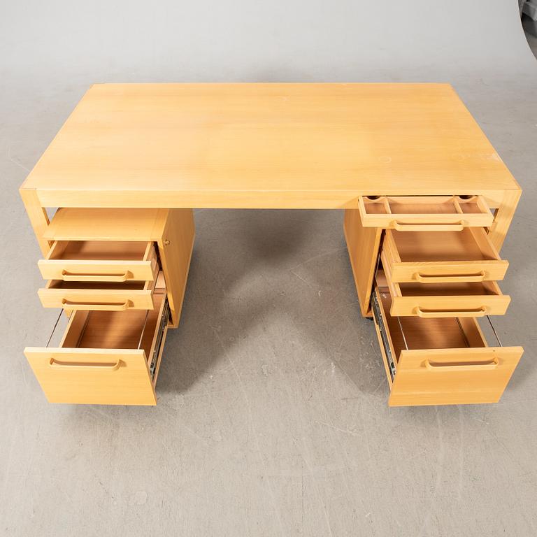 Rud Thyfgesen & Johnny Sorensen, desk, along with 2 chests of drawers, "Kongserien", Denmark.