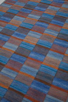 Mai Wellner, A CARPET, "Slagrutan", flat weave, ca 217 x 163,5 cm, signed AB MMF MW.