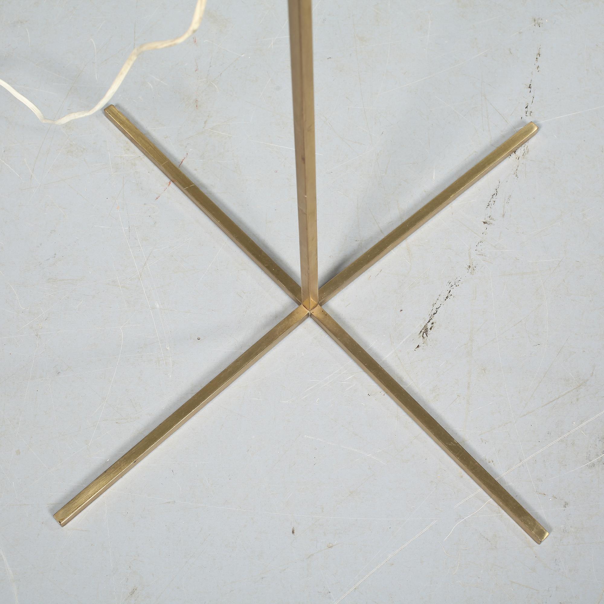 GOLVLAMPA, 1900-talets mitt.