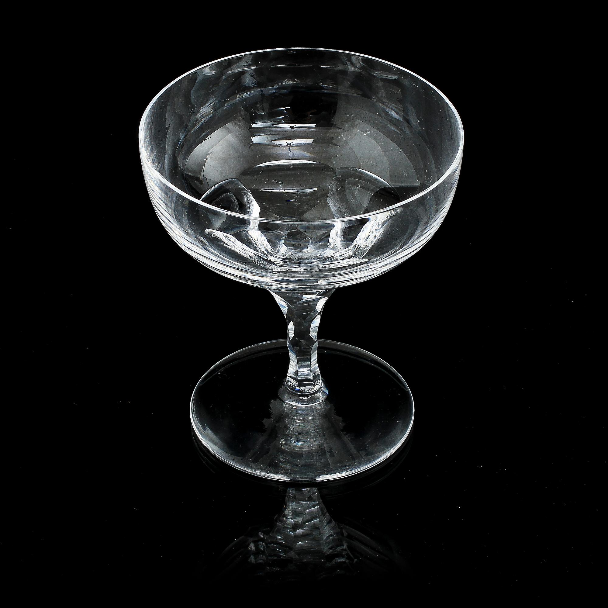 GLASSERVIS, 45 delar, Ingeborg Lundin, "Carina".