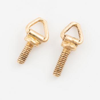 Två broscher 18K guld med färgstenar,  1800-tal.