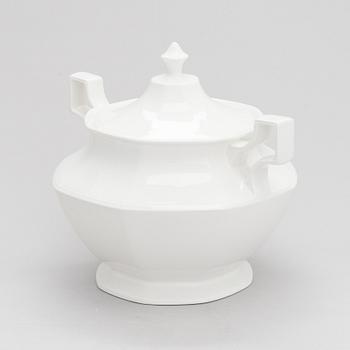 Johnson Bros, ruoka-astiasto "Heritage", 47 osaa, kivitavaraa. Englanti.