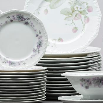 SERVIS, ca 45 delar, Maria Rosenthal, 1900-talets mitt, porslin.