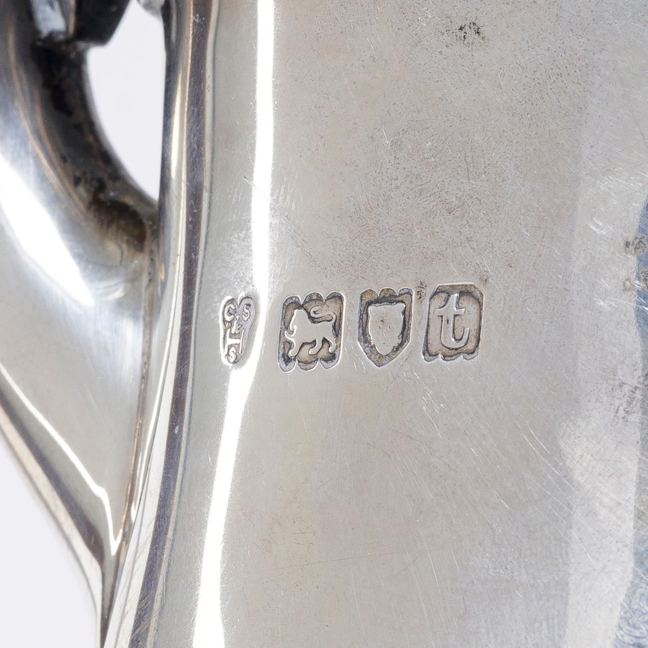 C.S. Harris & Sons Ltd, kaffekanna, silver, London 1914.