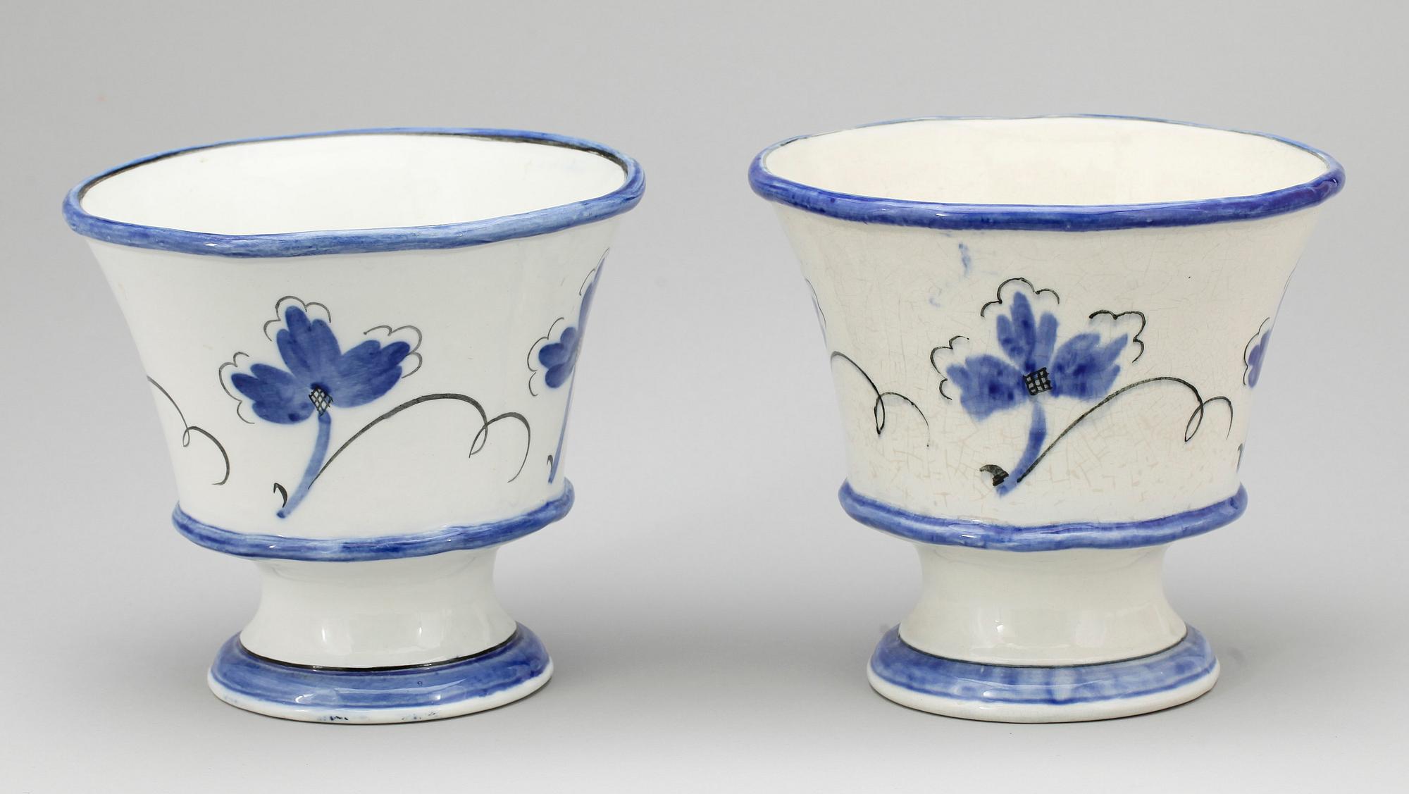 YTTERFODER, ett par, keramik, Wilhelm Kåge, Gustavsberg.