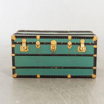 A Brevettato trunk, Italy first half of the 20th century.