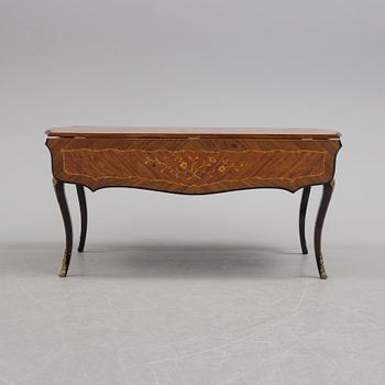 A late 20th century table.