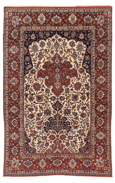 Matta, semiantik Isfahan, part silk ca 226 x 144 cm.