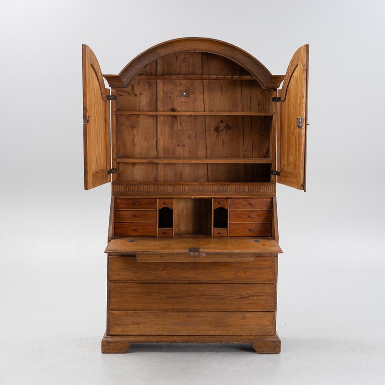 An 18(19th century pinewood  writing cabinet.