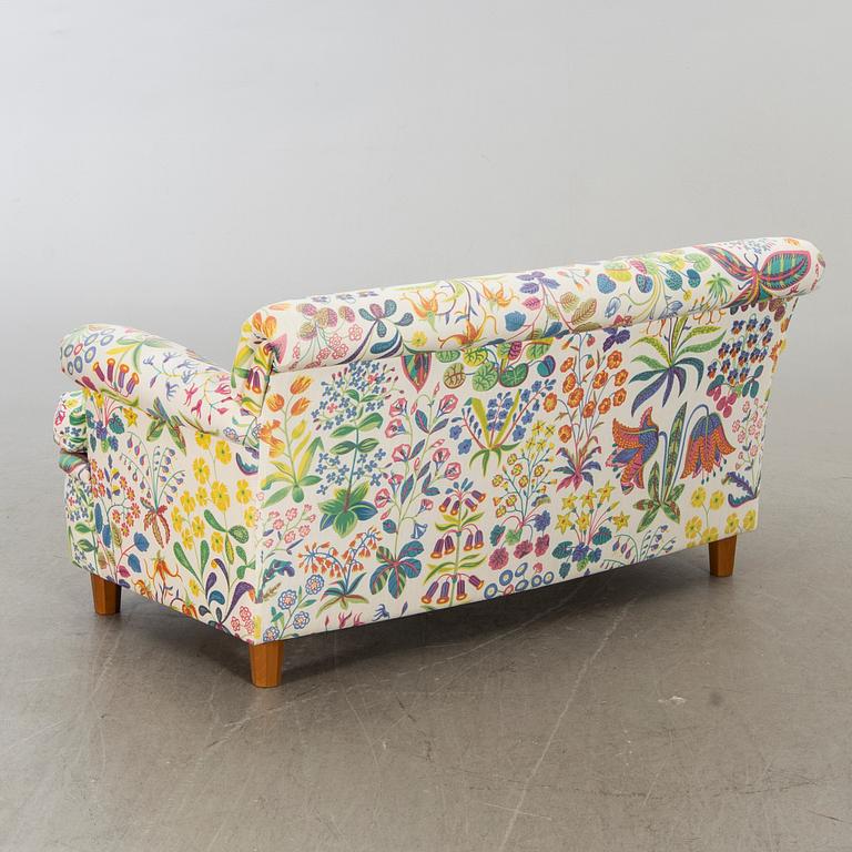 JOSEF FRANK, a model 678 sofa, Svenskt Tenn.