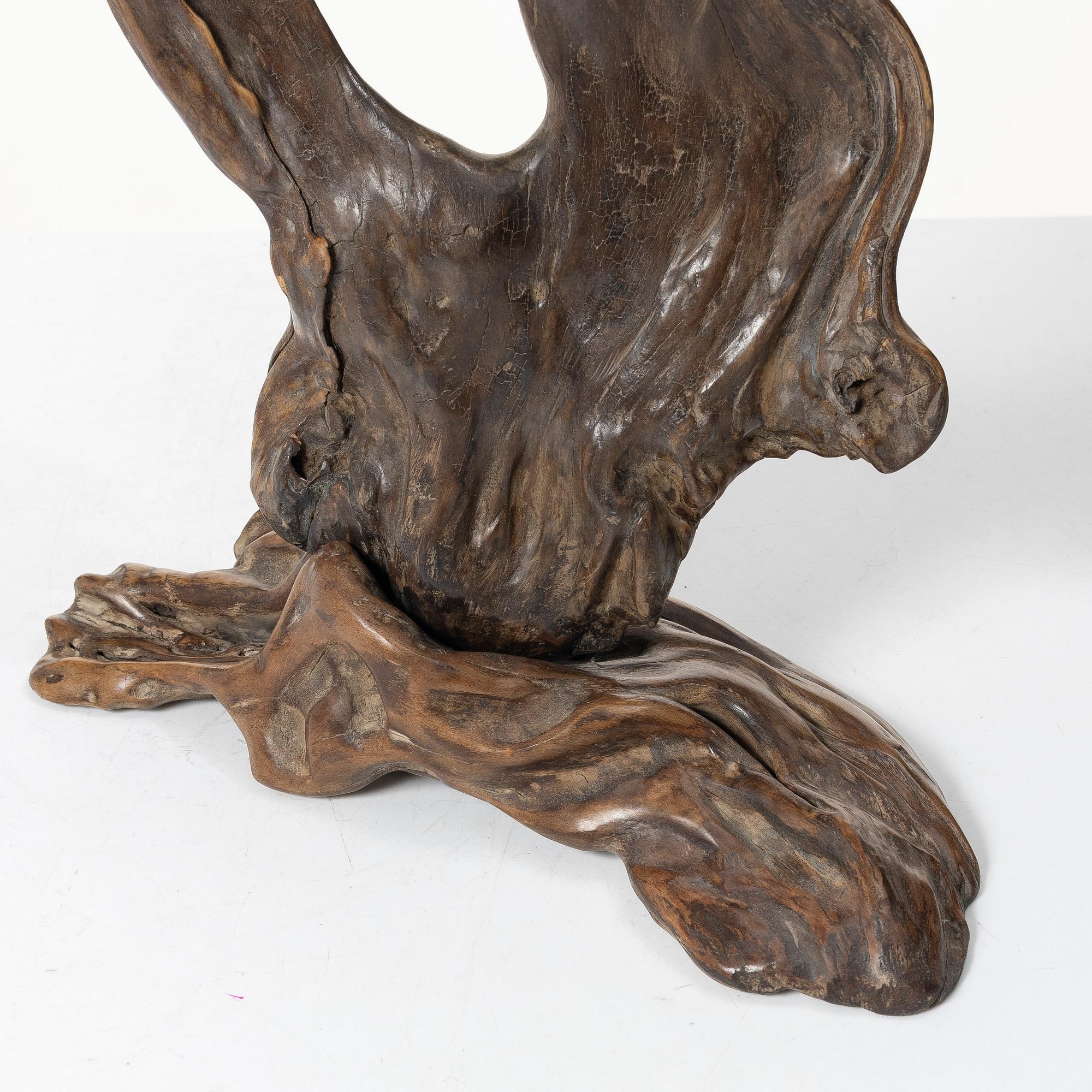 A Chinese root sculpture, 20th century.