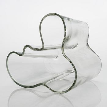 Alvar Aalto, a 1950s' 3030' vase, signed Alvar Aalto. Iittala 1950s.