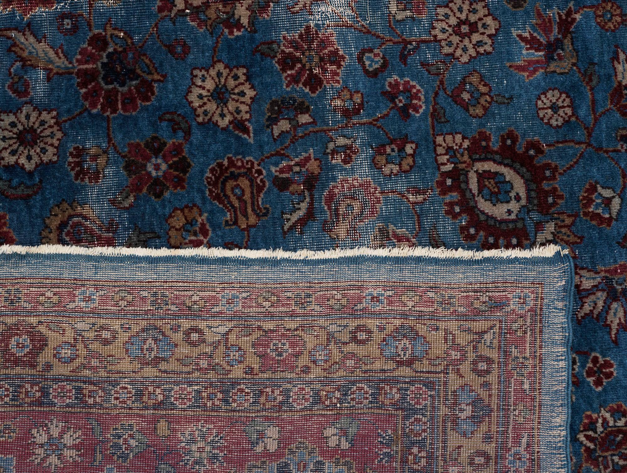 MATTA. Orientalisk. Ca 356 x 272.