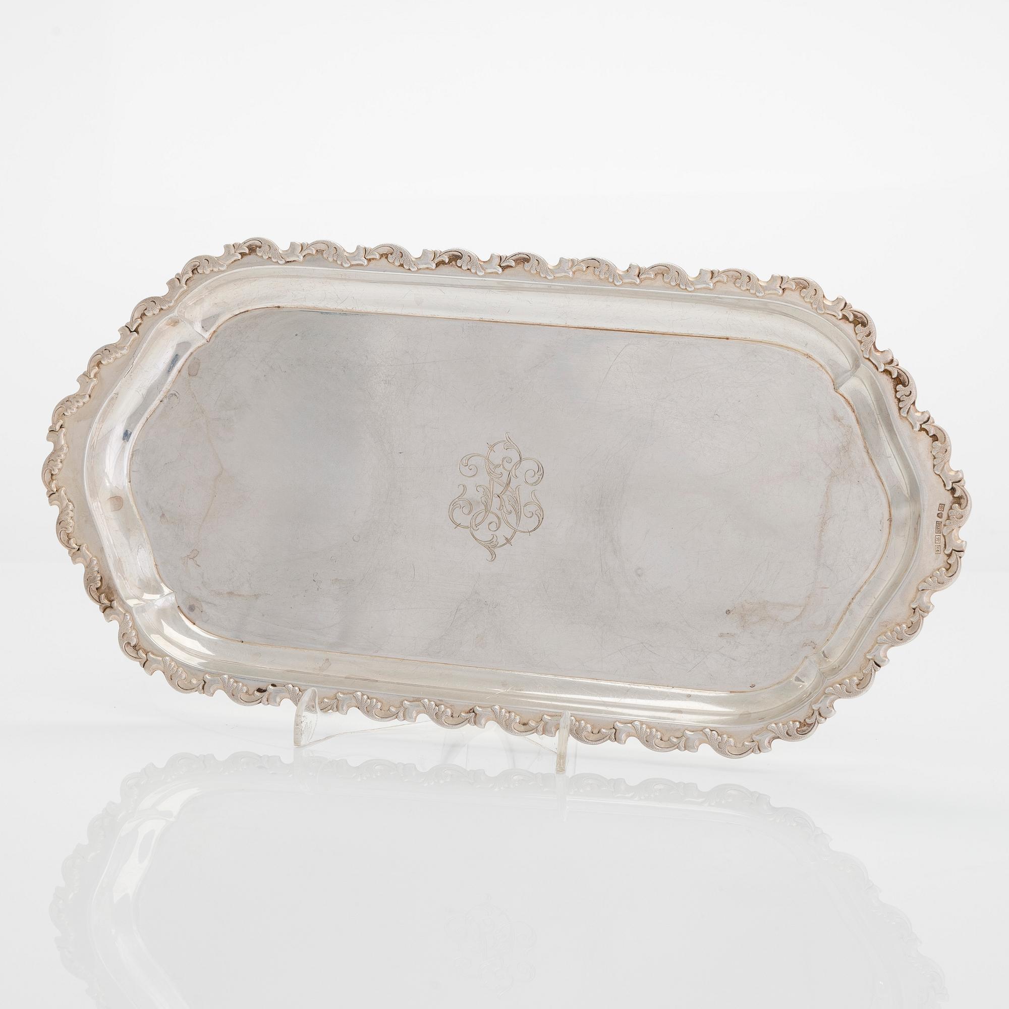 Kaffeservis, 5 delar, silver, Osuusliike Kultaseppä r.l., Åbo 1937, och T.J. Lahti, Viborg 1922.