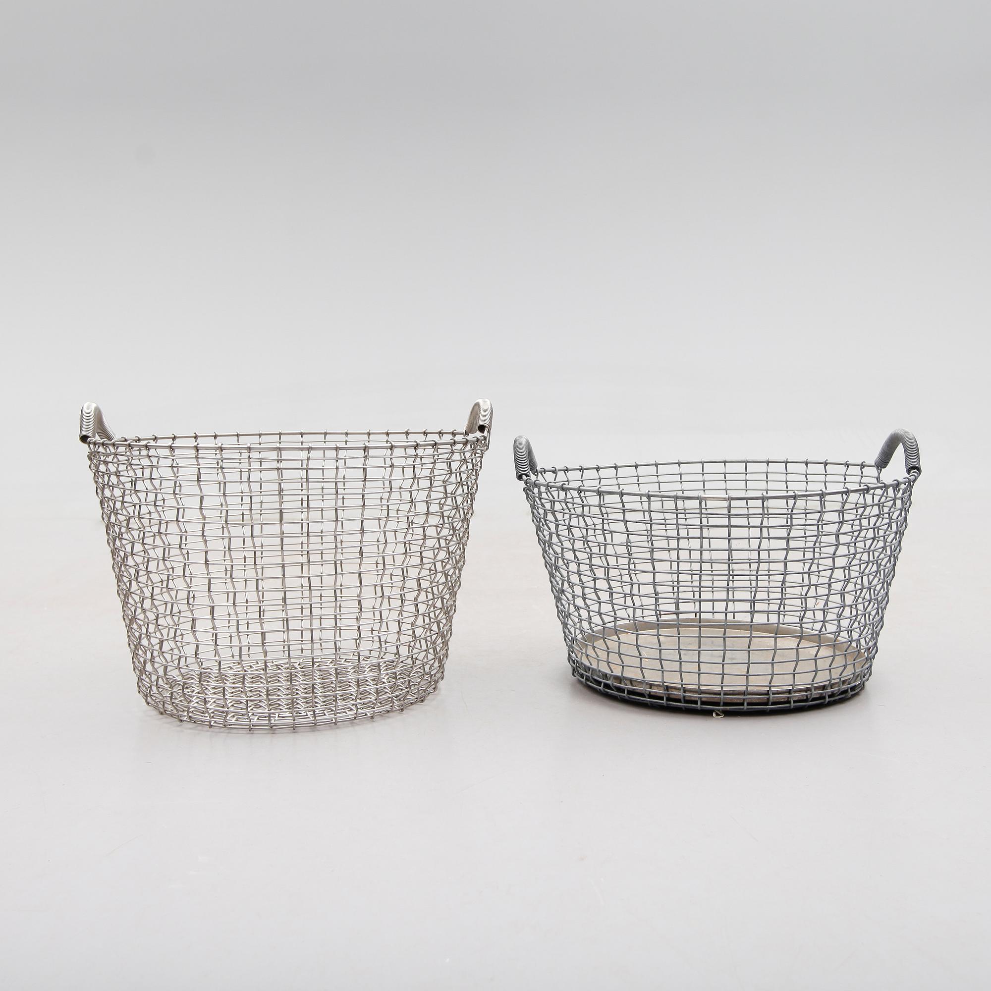KORGAR, 2 st, stål, Korbo, 1900-/2000-tal.