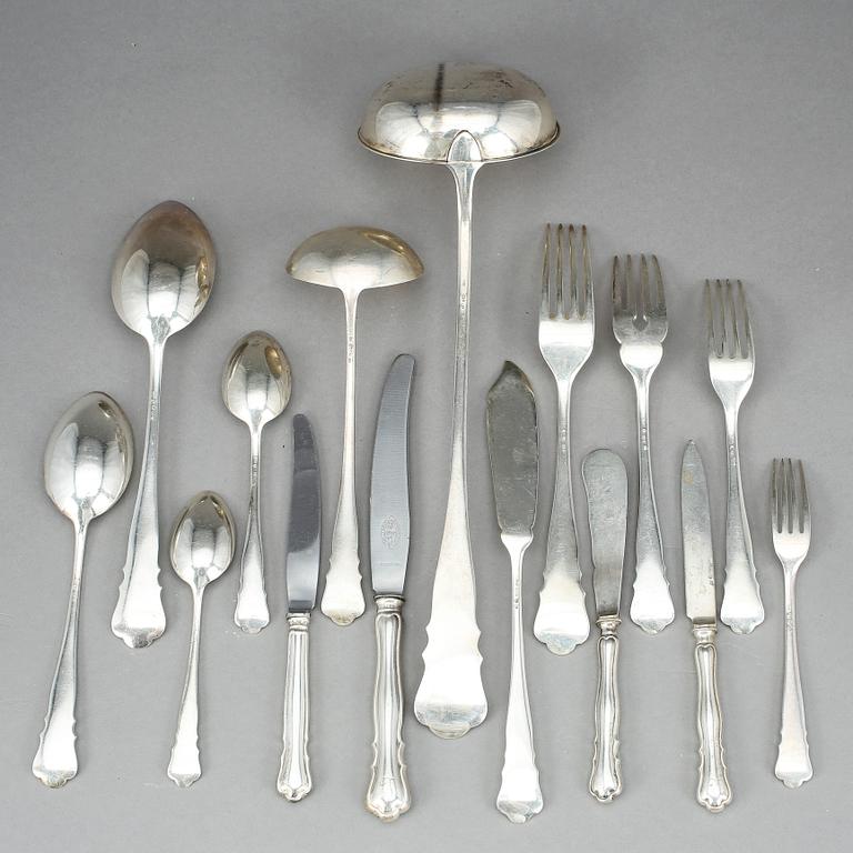 BESTICKSERVIS, 124 delar, silver, "Chippendale", bla K Andersson, Stockholm, 1928. Vikt ca 4403g.