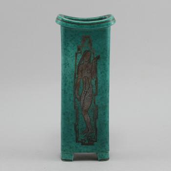 VAS, stengods, "Argenta", Wilhelm Kåge, Gustavsberg, omkring 1900-talets mitt.