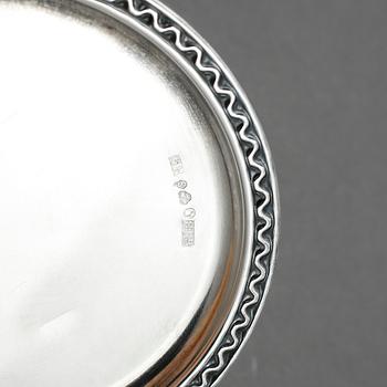 COASTERS, 18 st, silver, GAB samt CG Hallberg, 1900-tal. Total vikt 363 gram.
