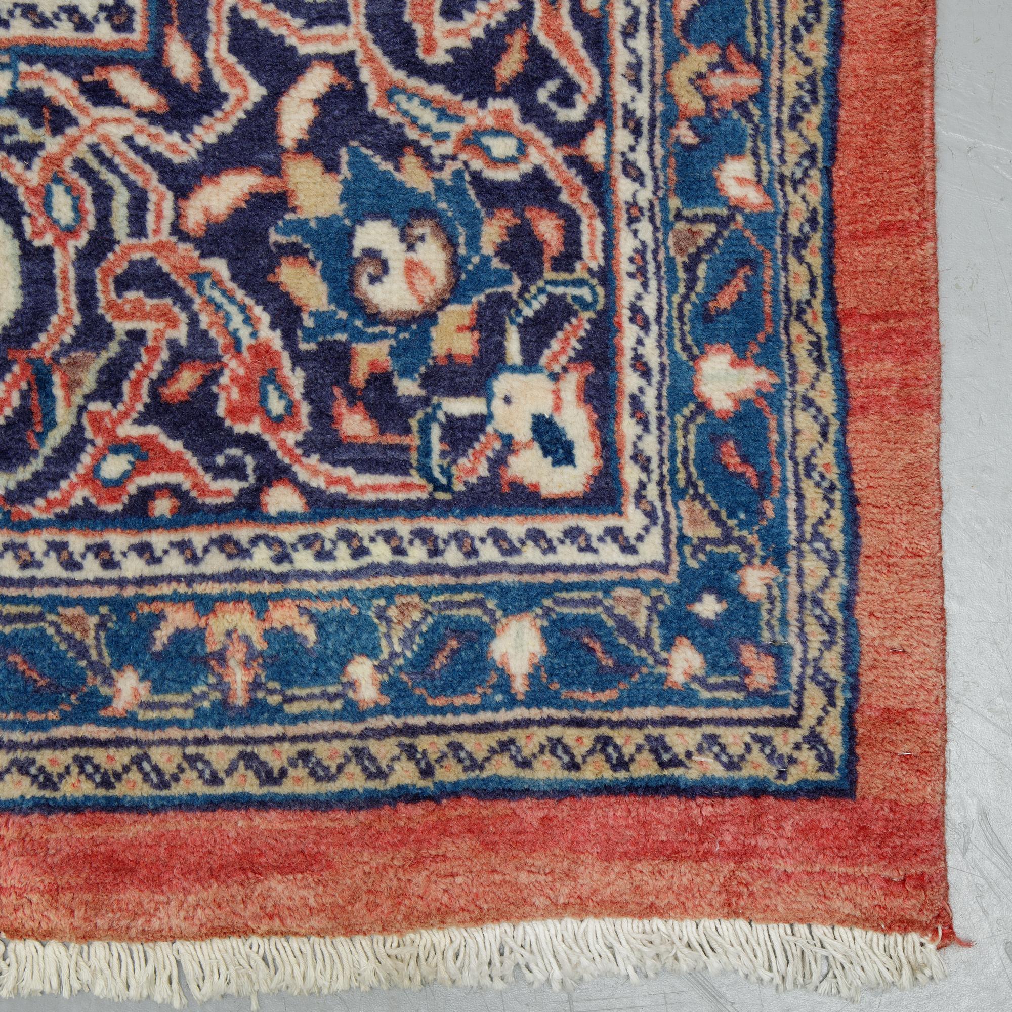 Matta, Sarouk/Mahal, ca 397 x 288 cm.