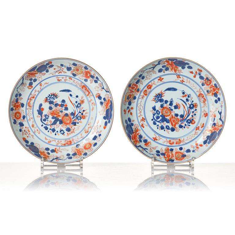 A set of six imari dishes, Qing dynasty, Kangxi (1662-1722).