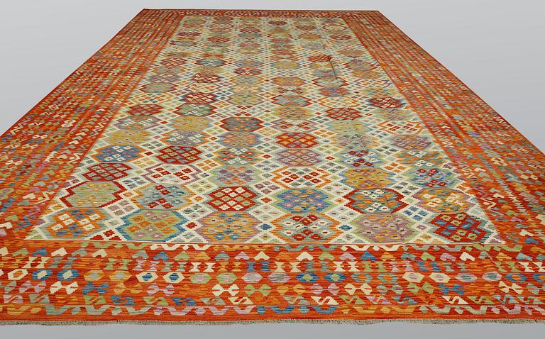 Matta, Kelim, ca 594 x 410 cm.