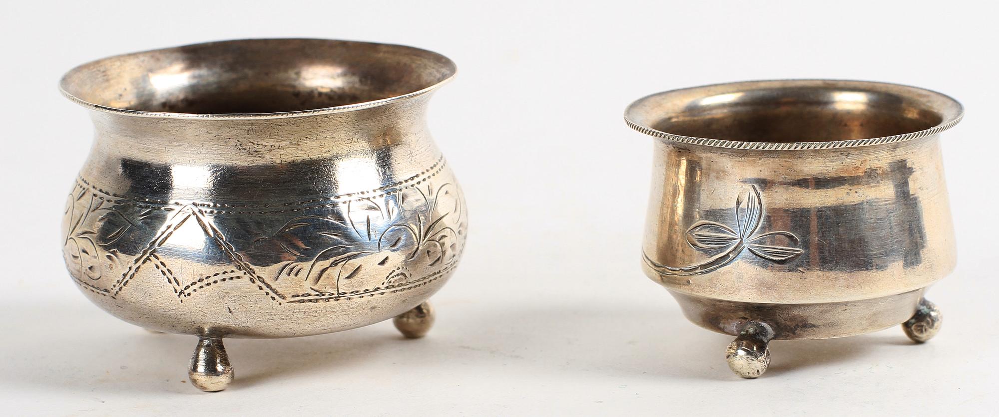 PARTI DIVERSE, 4 delar, lack och silver. Japan och Ryssland, 1800/1900-tal.