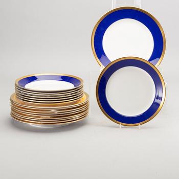 KARIN BJÖRQUIST, tallrikar, 18 stycken, "Nobelservisen", benporslin, Rörstrand, 2000-tal.