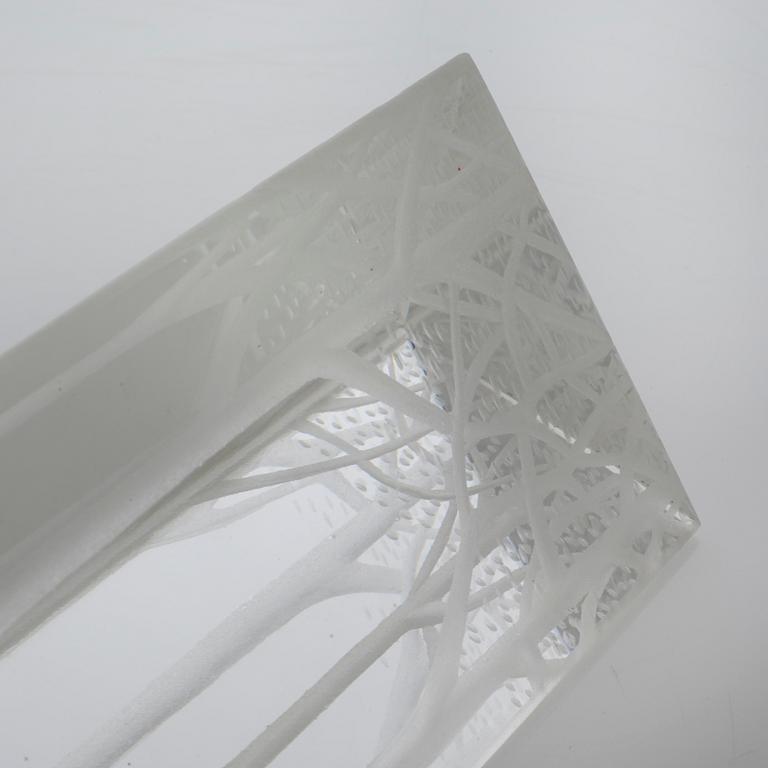 VICKE LINDSRAND, glas, objekt, "Prisma", Kosta, signerad, 1960-tal.