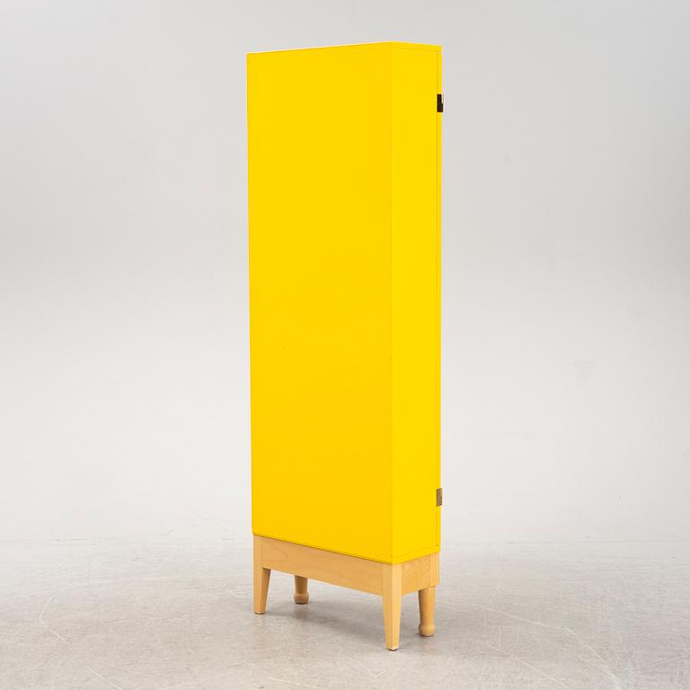 Mats Theselius, a 'National Geographic' cabinet from Källemo.