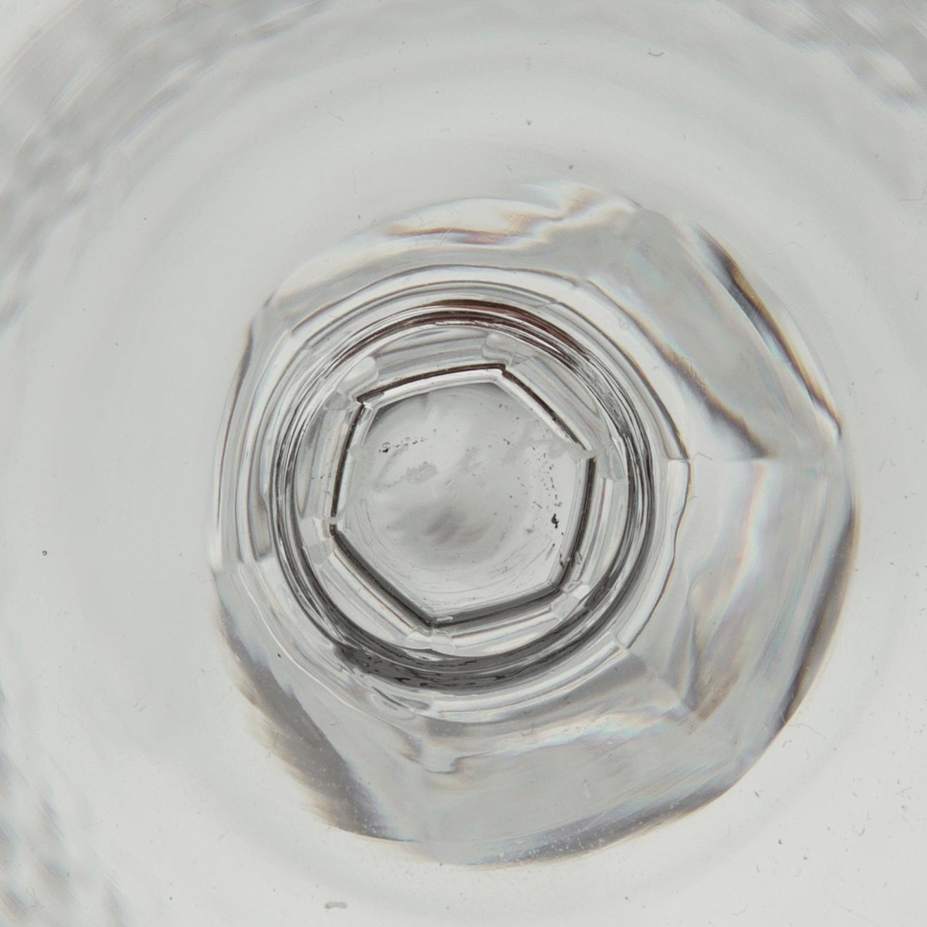 VICKE LINDSTRAND, a set of 88 'Safir' glasses, Kosta.