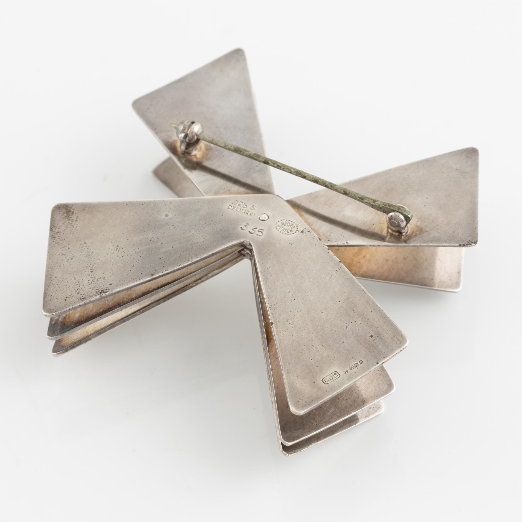 Nanna Ditzel, Georg Jensen, brooch, silver, Denmark, after 1945.