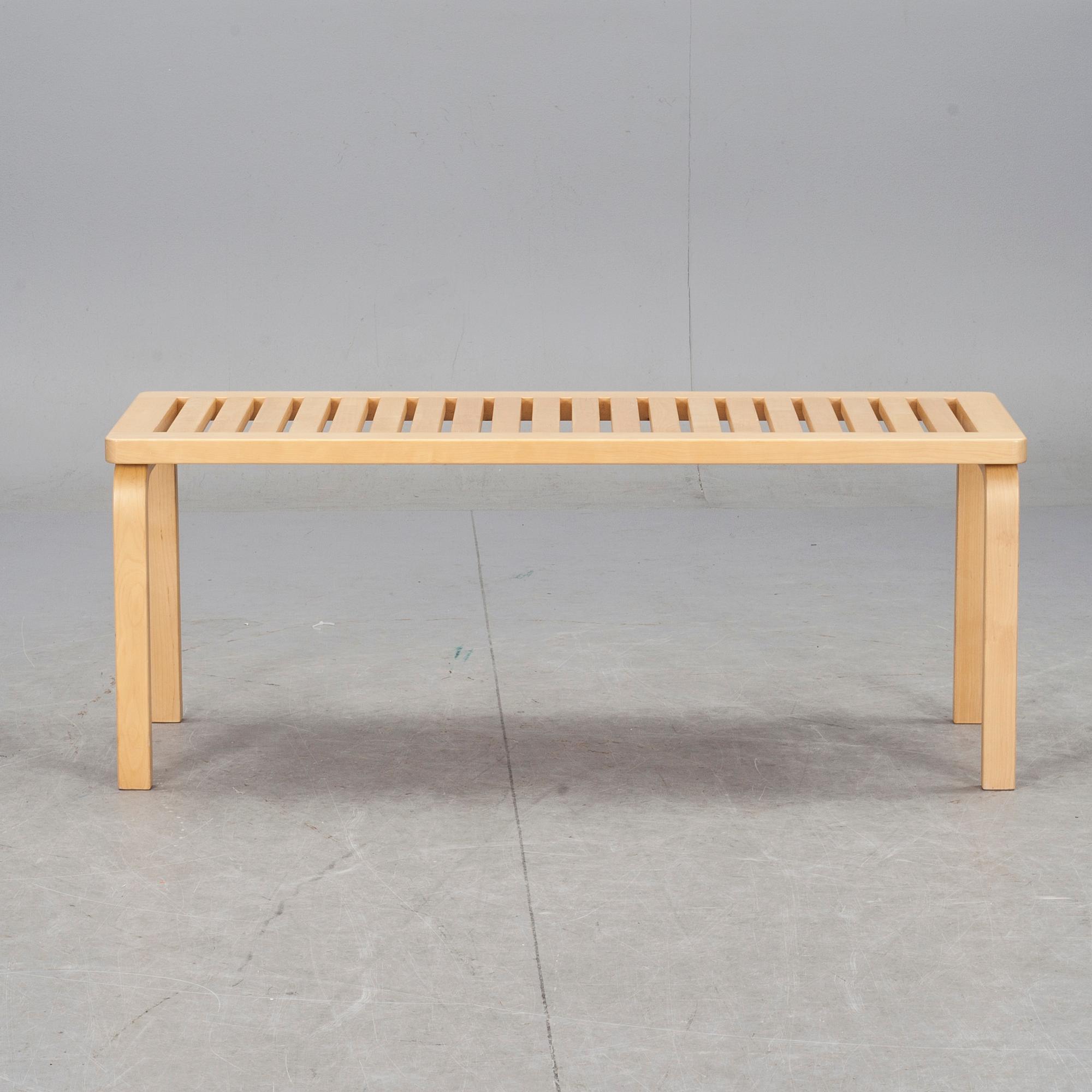 BÄNK, modell 153A, Alvar Aalto, Artek.