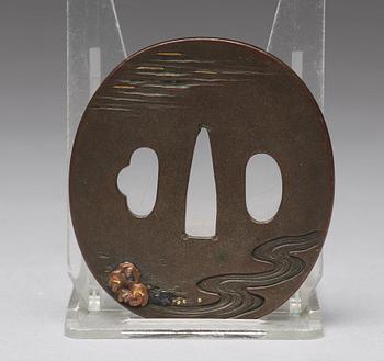 TSUBA, brons. Japan, troligen attribuerad till Yano Tsunenano, Edo (1603-1868).