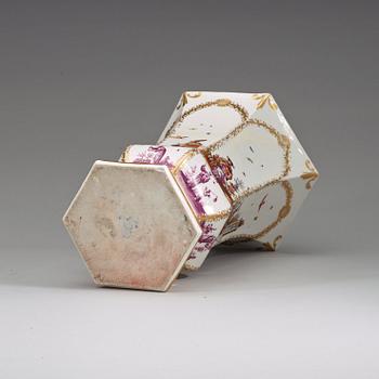 VAS, porslin. Meissen, Augustus Rex, 1720-tal.