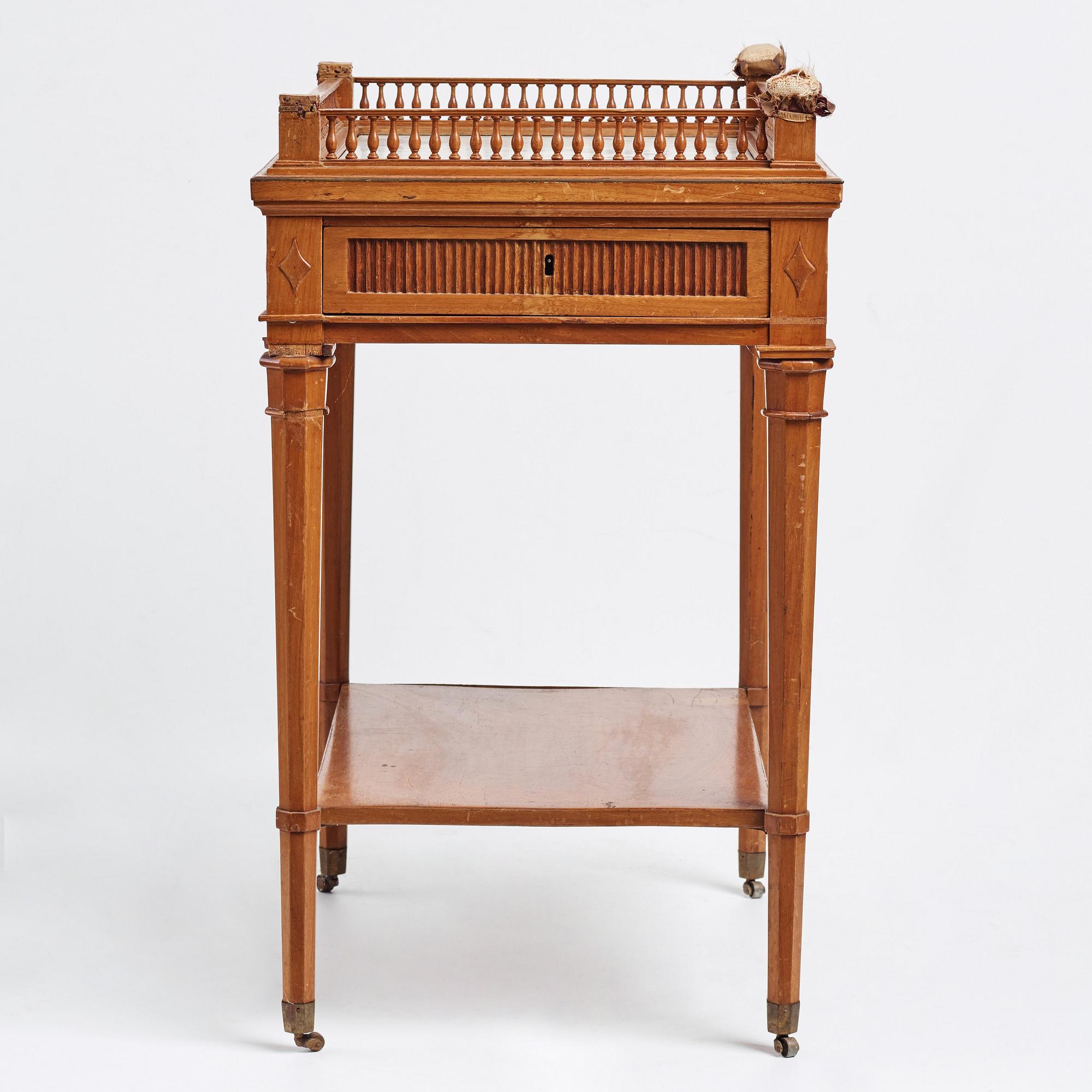 SYBORD, tillskrivet Gottlieb Iwersson, kunglig slottssnickare (Stockholm 1778-1813), omkring år 1800, Sengustavianskt.