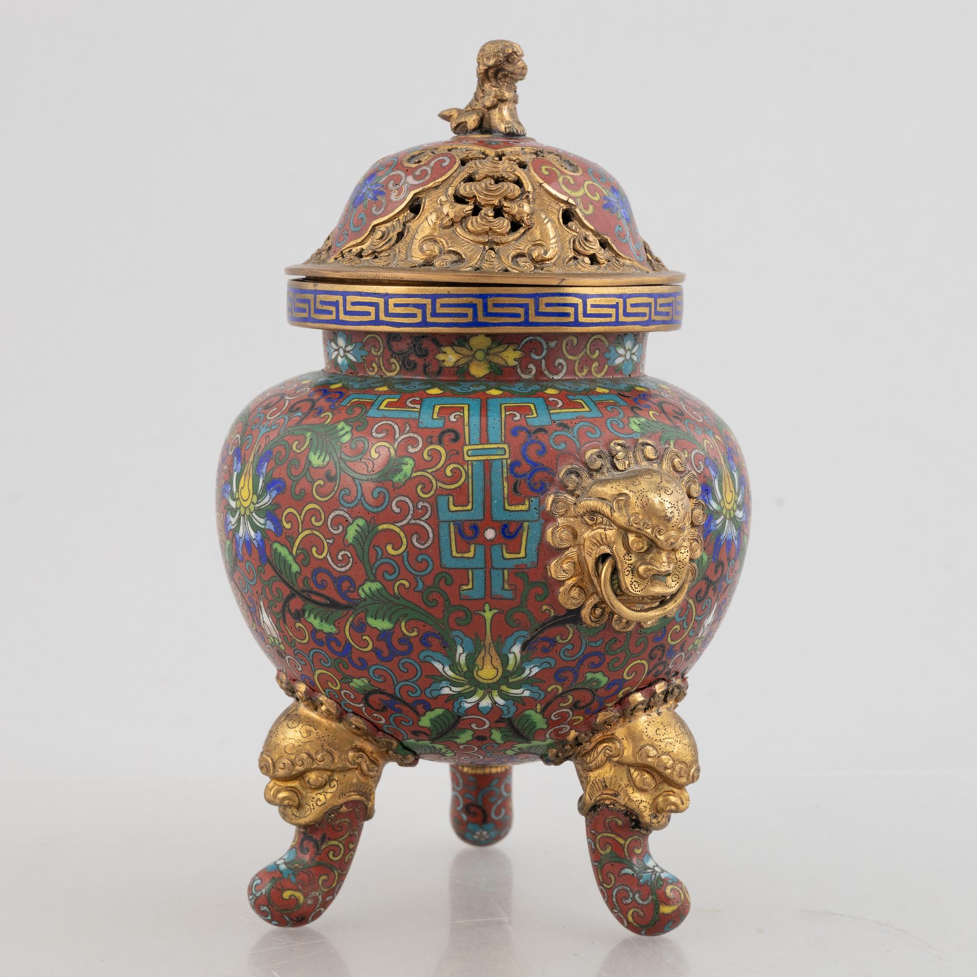A Chinese cloisonné tripod censer, late Qing dynasty.