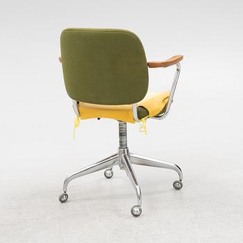 Axel Larsson, & Sven Carlsöö, a swivel chair, Verkstads AB Lindqvist i Motala, 1960s.