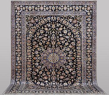 A carpet, Kashan, c. 420 x 296 cm.