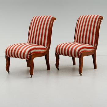 FÅTÖLJER, 1 par, 1800-talets mitt.