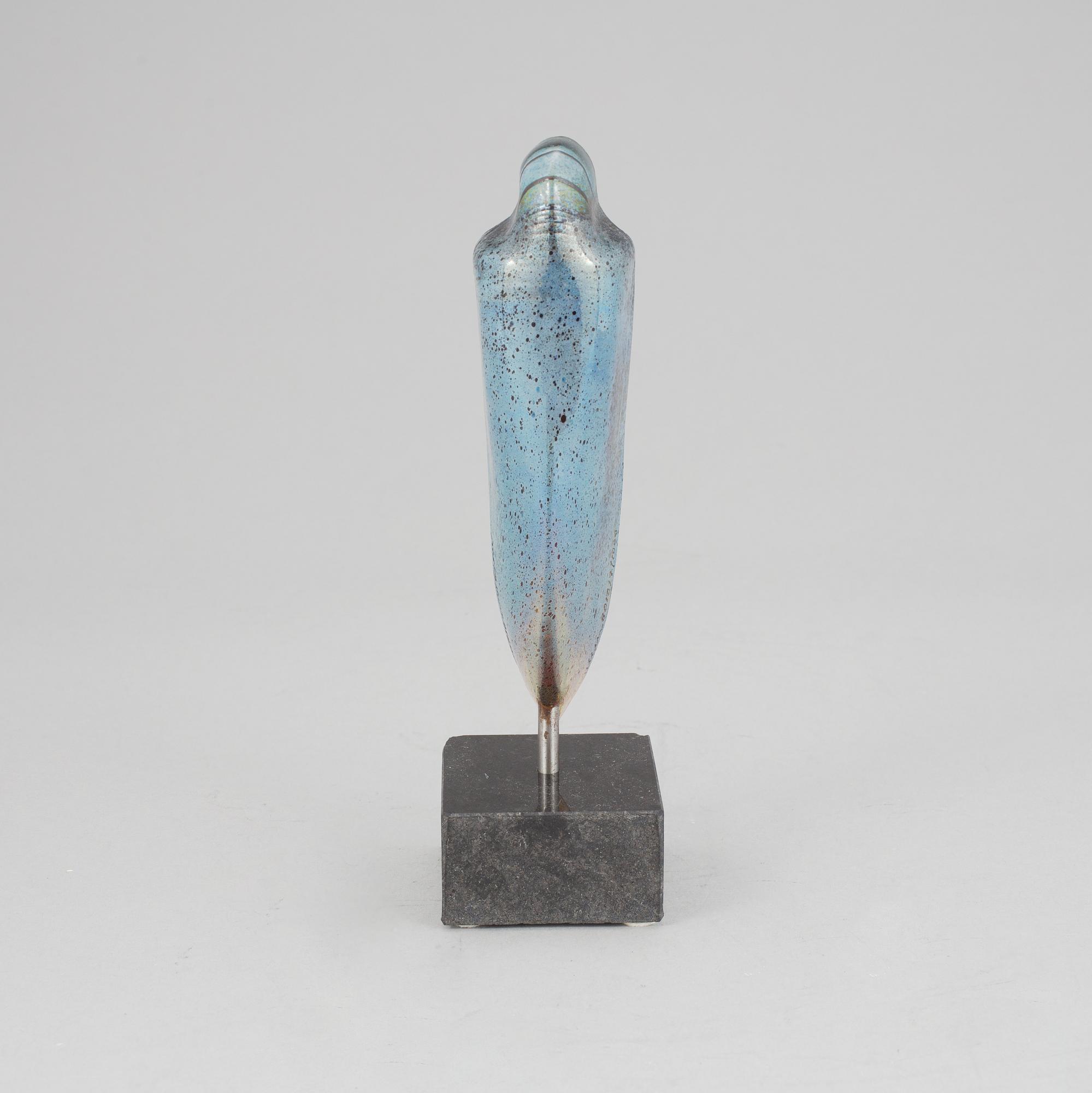 SKULPTUR, glas, Bertil Vallien, Kosta Boda Atelier. Numr 801?17/1000. Dat -91.