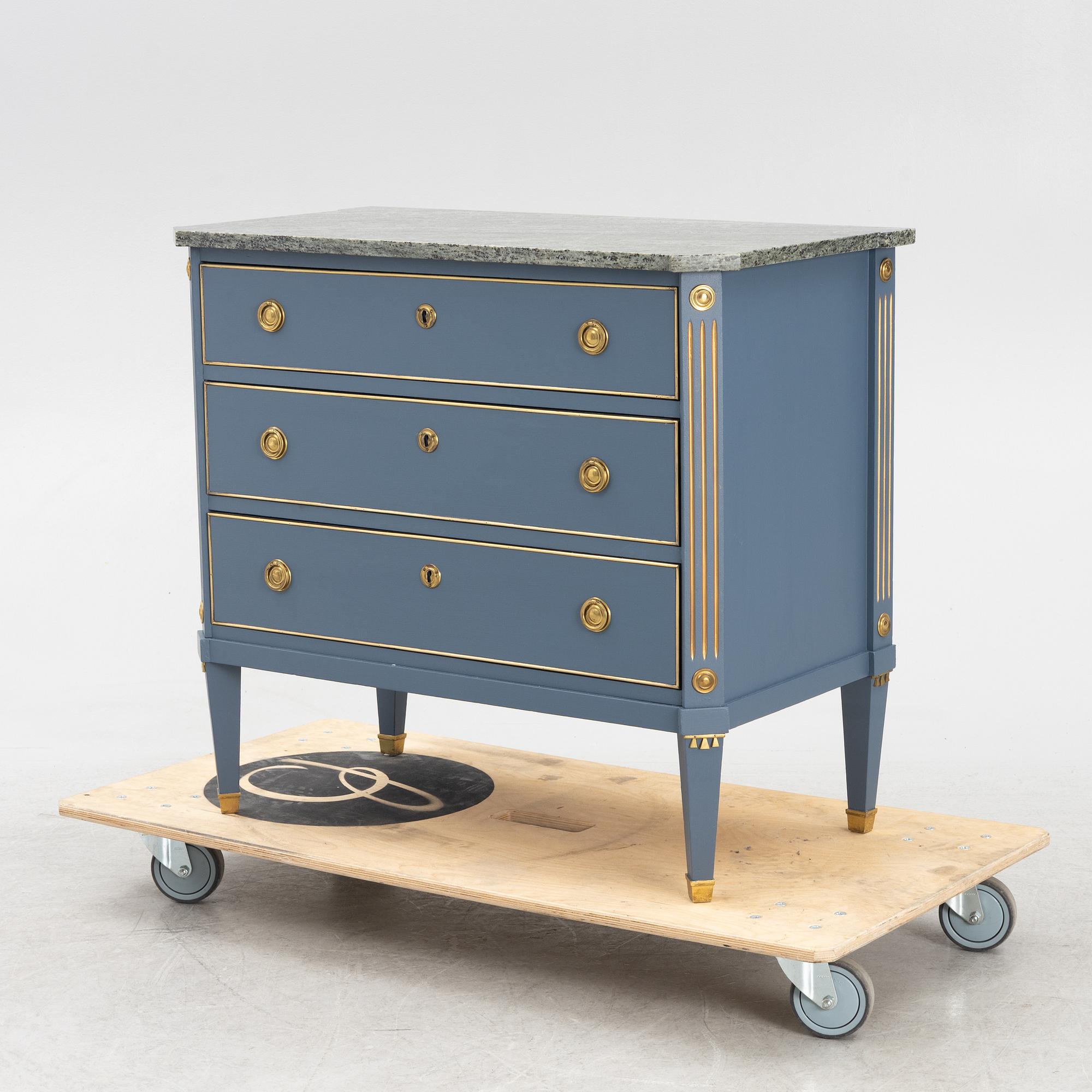 Byrå, gustaviansk stil, 1900-talets mitt.