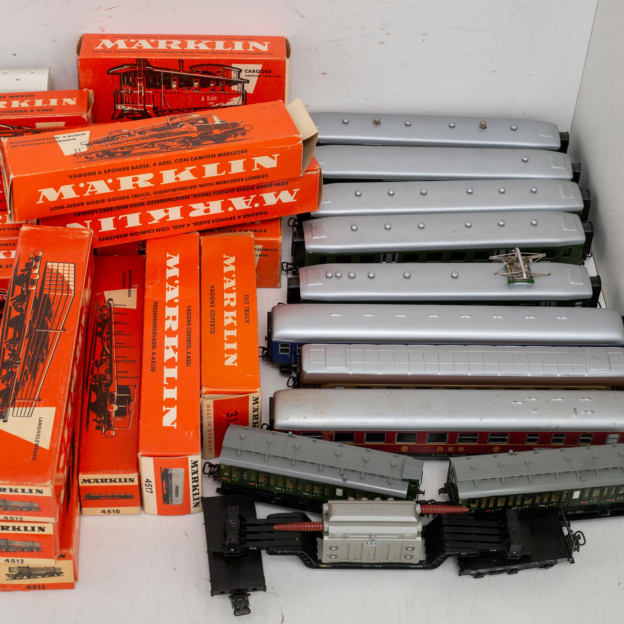 MÄRKLIN, H0, Lok, vagnar och räls.