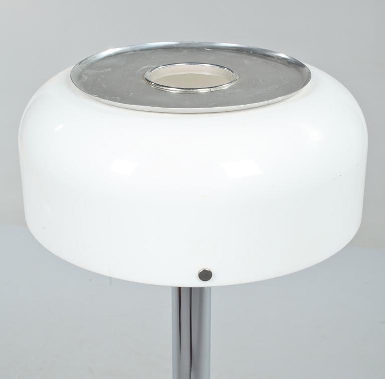 GOLVLAMPA, "Knubbling", Anders Pehrson, Ateljé Lyktan, Åhus, 1900-talets andra hälft.